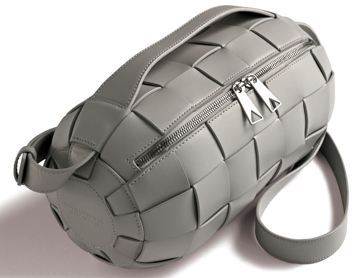 BOTTEGA VENETA ボッテガ ヴェネタ イントレチャート アーモンド BOTTEGA VENETA ボッテガ ヴェネタ イントレチャート アーモンド
